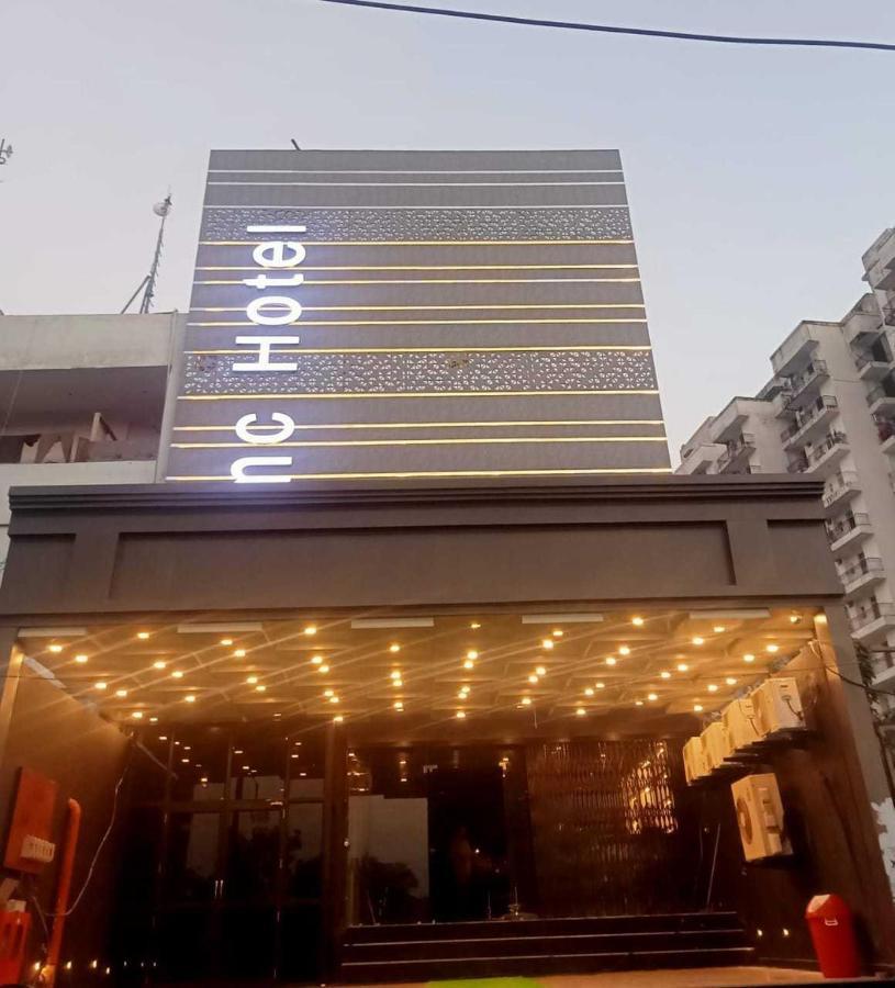 Oyo Mmc Hotel And Restaurant Мератх Экстерьер фото